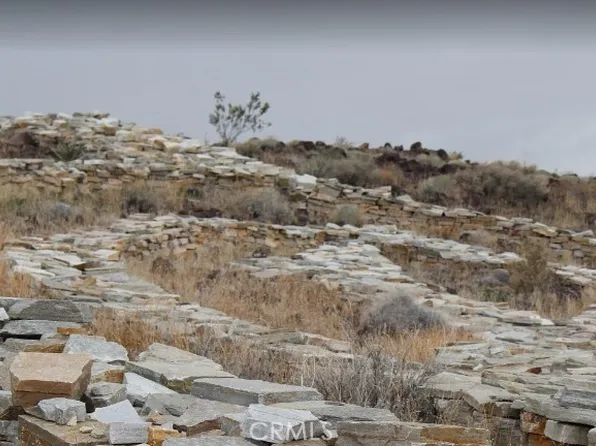 21 Luna Vista Ln, Yucca Valley, CA 92284