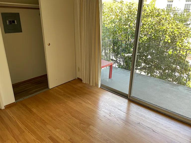 2450 Milvia Street — Photo 36