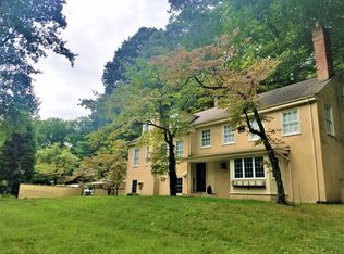 440 Caversham Rd, Bryn Mawr, PA 19010