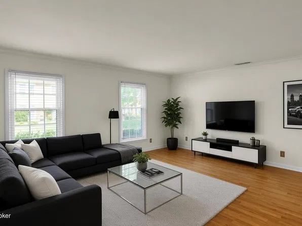 255 Salisbury Sq APT 101, Louisville, KY 40207