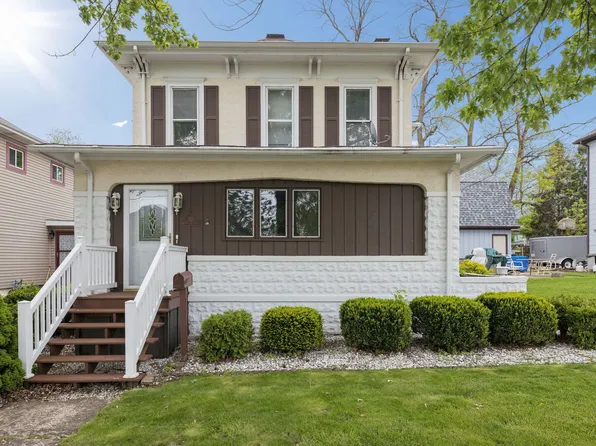 820 S Washington St, Lockport, IL 60441