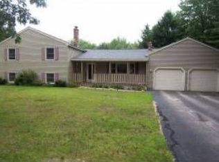 34 Ridge Ct, Auburn, NH 03032