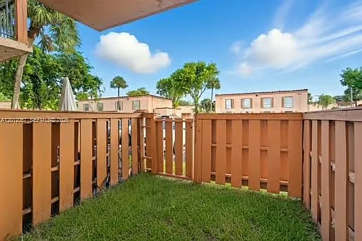 7151 Miami Lakes Dr #P22 — Photo 17