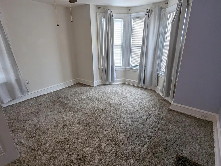 5158 Keyser St — Photo 8