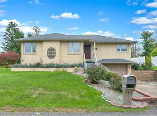 705 Maple Dr, Monongahela, PA 15063