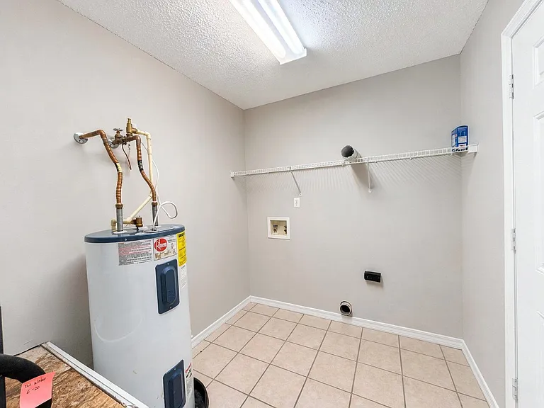 954 Scenic Oak Ln — Photo 8