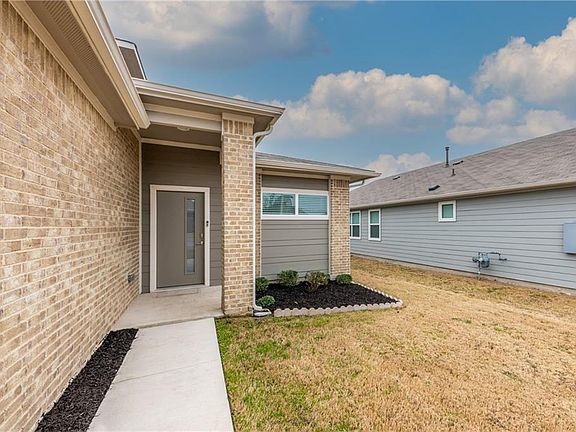 2nd image of 4613 Oxgang Dr