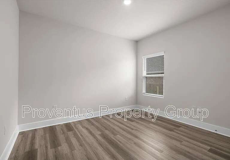 3136 Silver Maple Dr — Photo 29