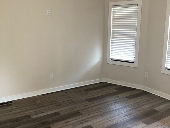 4th image of 1454 W 84th St Unit 1