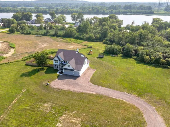 6256 N Dresden Rd, Morris, IL 60450