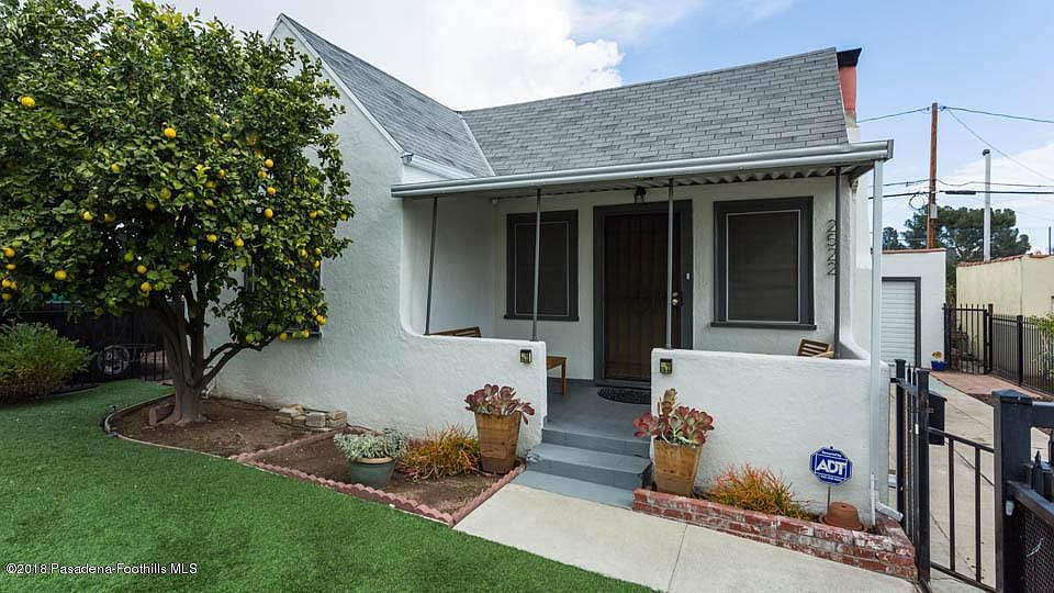 1st image of 2522 La Venezia Ct