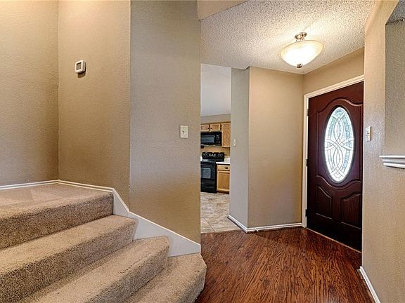 4th image of 3008 Hyde Ct