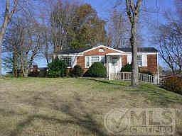 2nd image of 2872 Lyncrest Dr