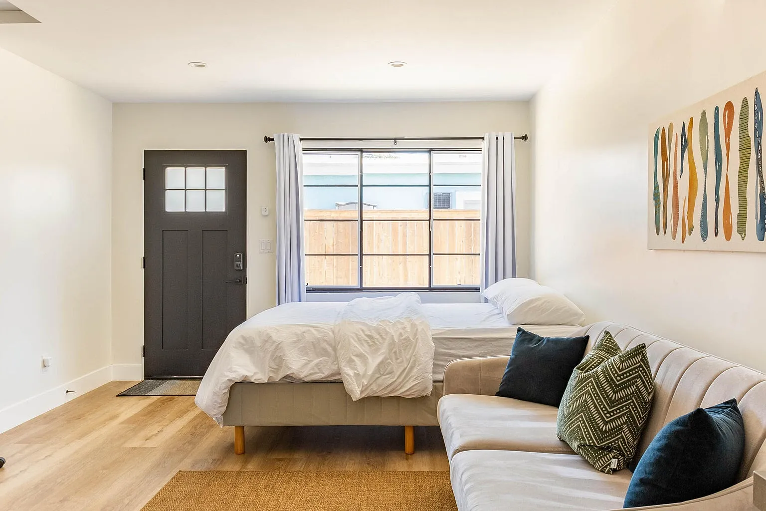 Studio, $2,675 — Photo 1
