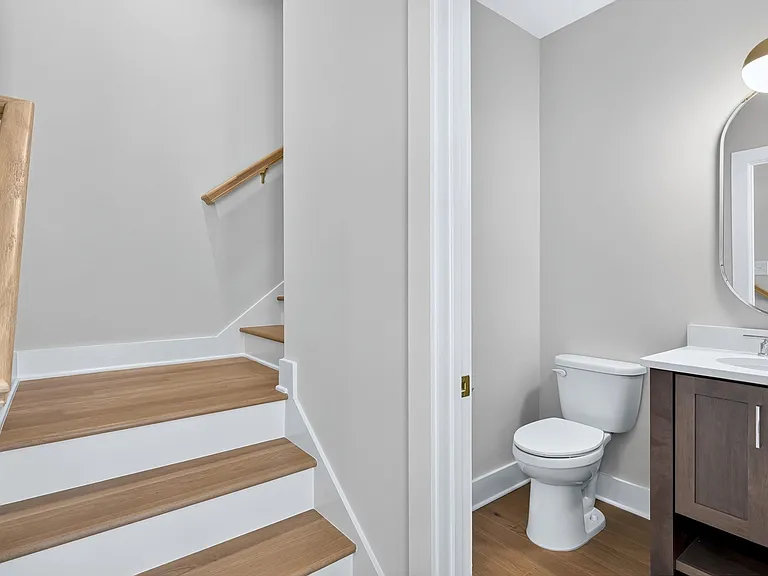 407 Chatham View Rd — Photo 30