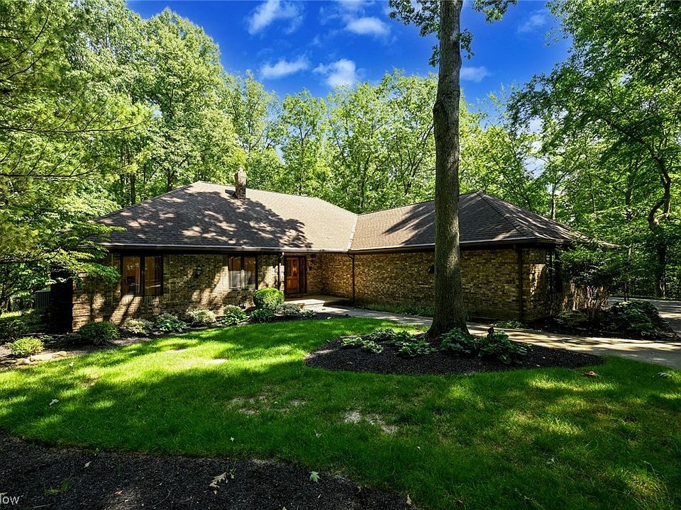 1st image of 7609 Braewood Dr