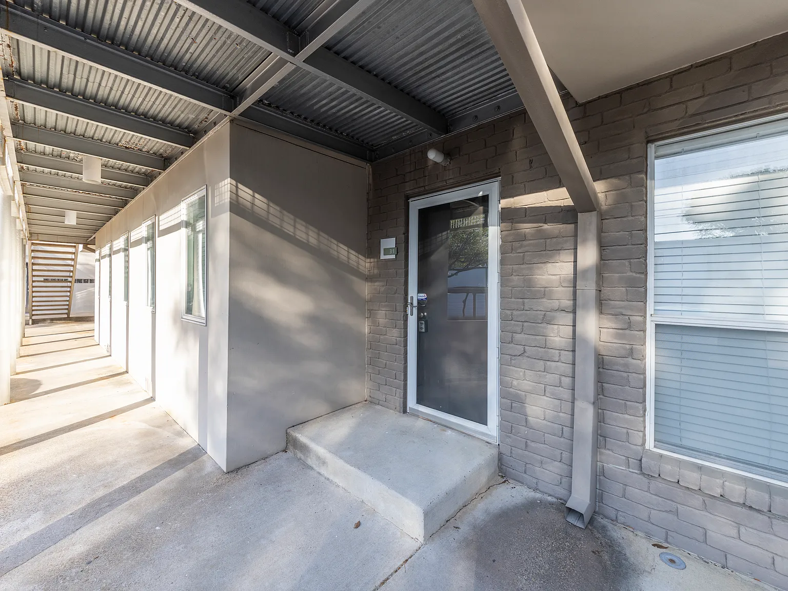 1 bed, 672 sqft, $1,500 — Photo 3