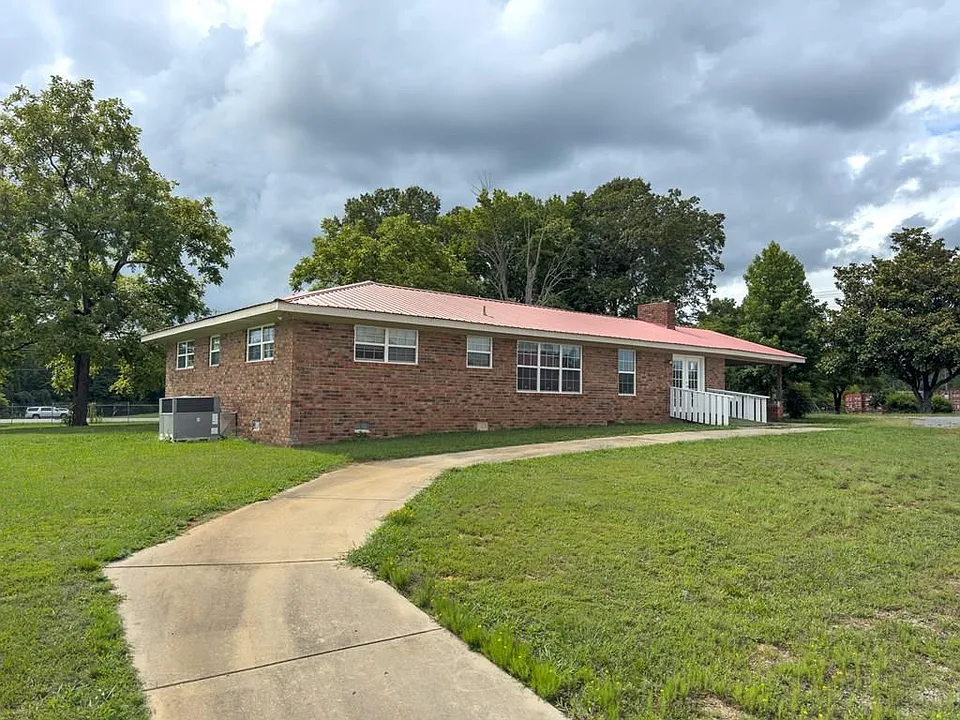 4618 Highway 411 N