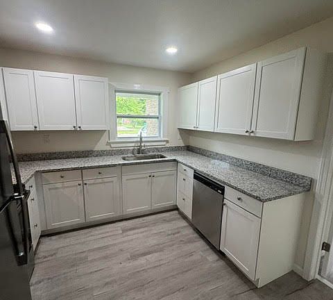 5th image of 5700 Eastwood Dr