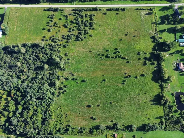 Townline Rd, North East, PA 16428