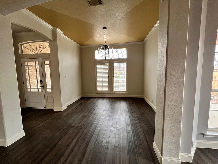 5506 Sterling Ct — Photo 15