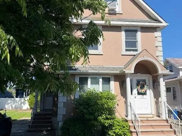 378 Neal Dow Ave, Staten Island, NY 10314