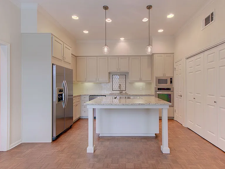 4231 Westlake Dr #E2 — Photo 8
