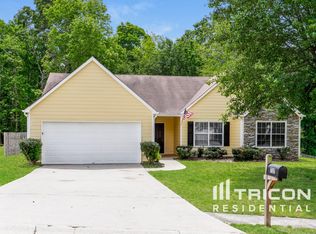 737 Baskins Cir, Winder, GA 30680