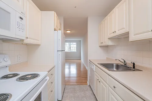 162 Summer St Photo 1