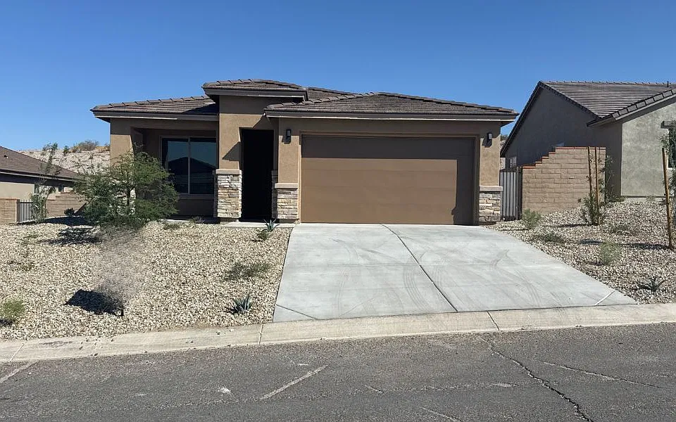 3237 Secret Pass Canyon Dr
