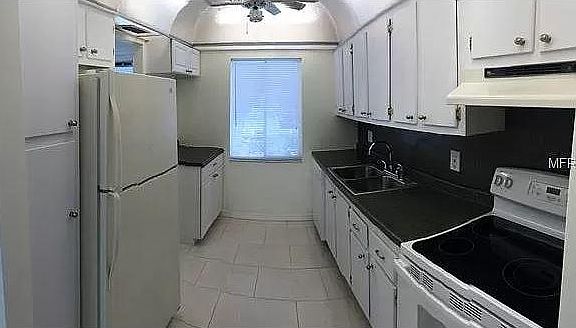 5th image of 2060 Marilyn St APT 137