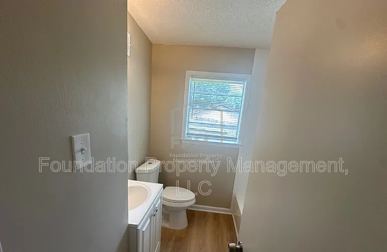 2224 Willow Wood Ave — Photo 15