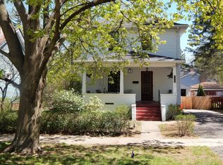 106 Oakwood St, Ypsilanti, MI