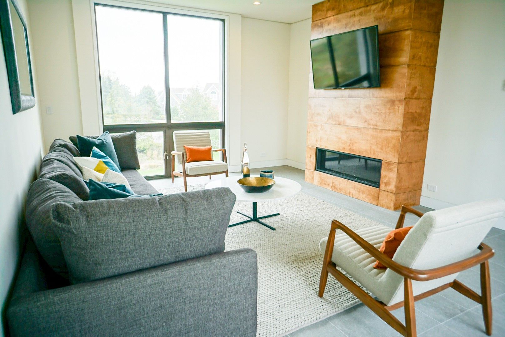  Master Sitting Room