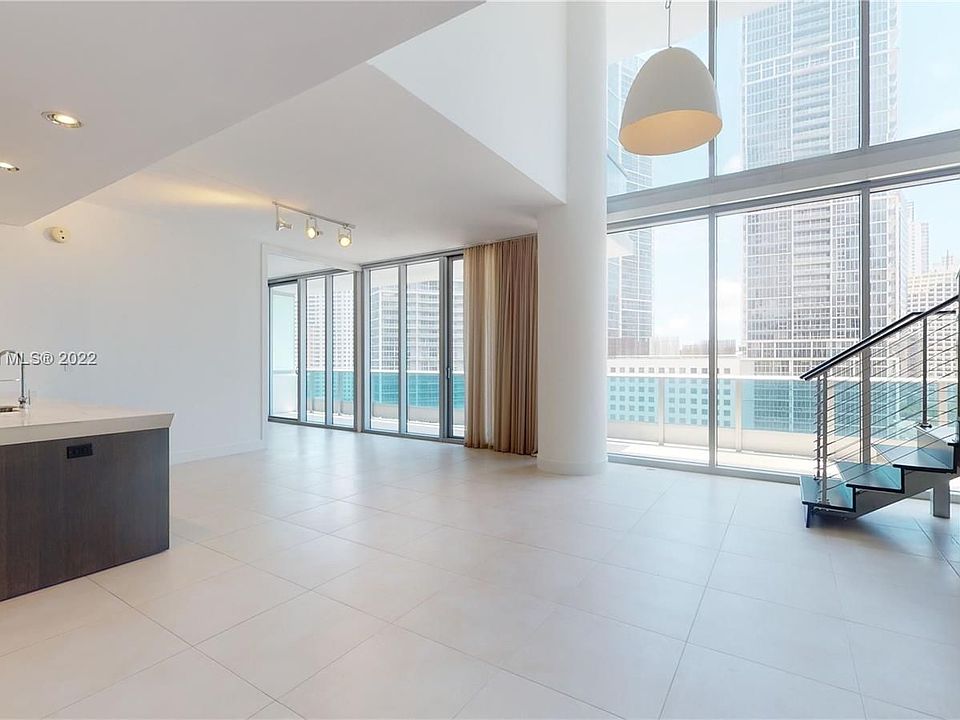 1st image of 200 S Biscayne Blvd #1405