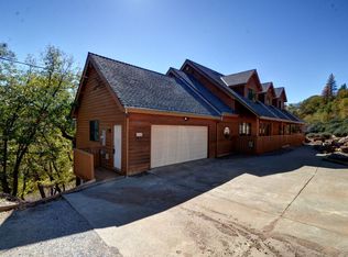 4135 Moonflower Ln, Pollock Pines, CA 95726