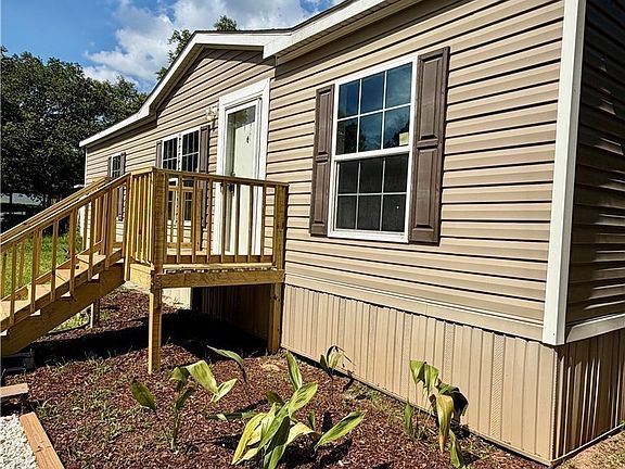4th image of 6020 Nutmeg Ave