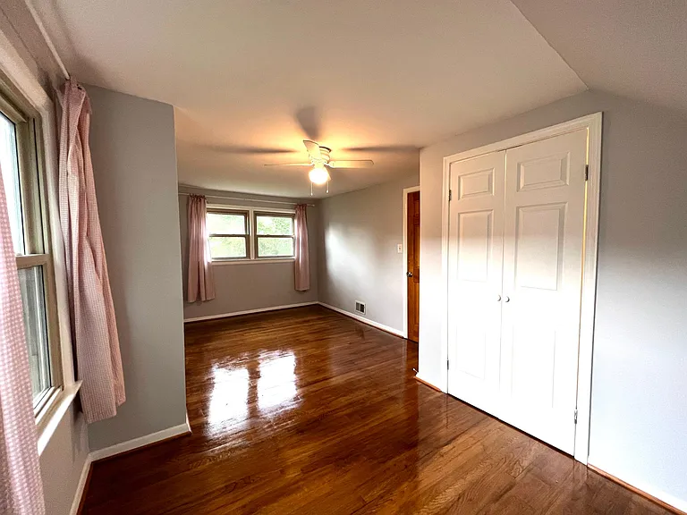 2220 Primrose Dr — Photo 23