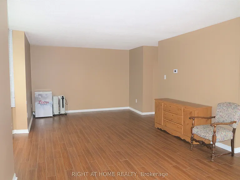 570 Proudfoot Ln #509 — Photo 5