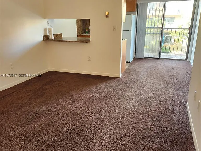 777 SW 9th Ave #301 — Photo 2
