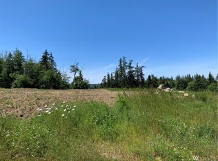 1811 Twin Oaks Ln, Freeland, WA 98249