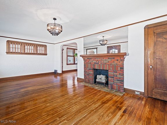 5th image of 8001 Dartworth Dr