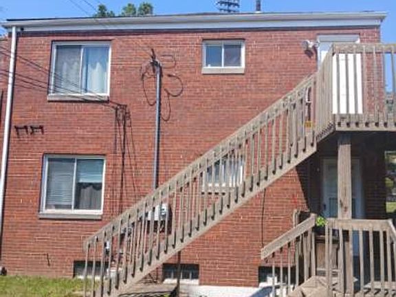 3rd image of 186 S Powell Ave #2