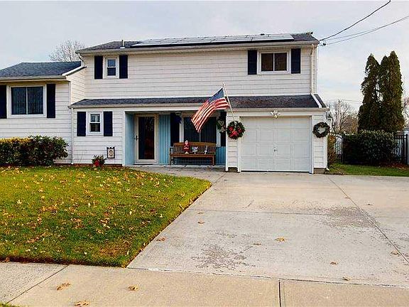 2nd image of 12 Monterey Ln
