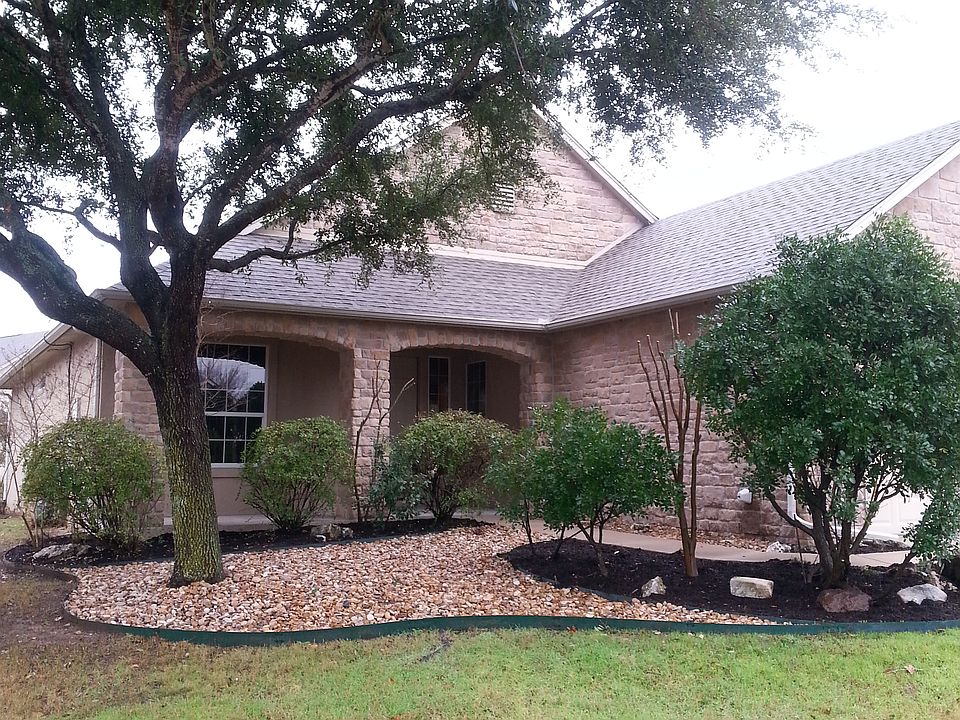 Live Oak Welcomes you 