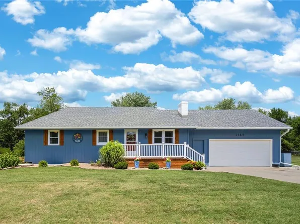 22412 W 73rd Ter, Shawnee, KS 66227