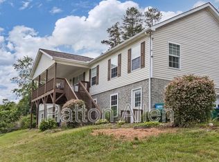 5 Robert Allman Rd APT B, Weaverville, NC 28787