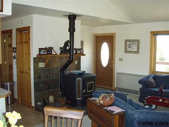 2nd image of 1428 Fairview Dr