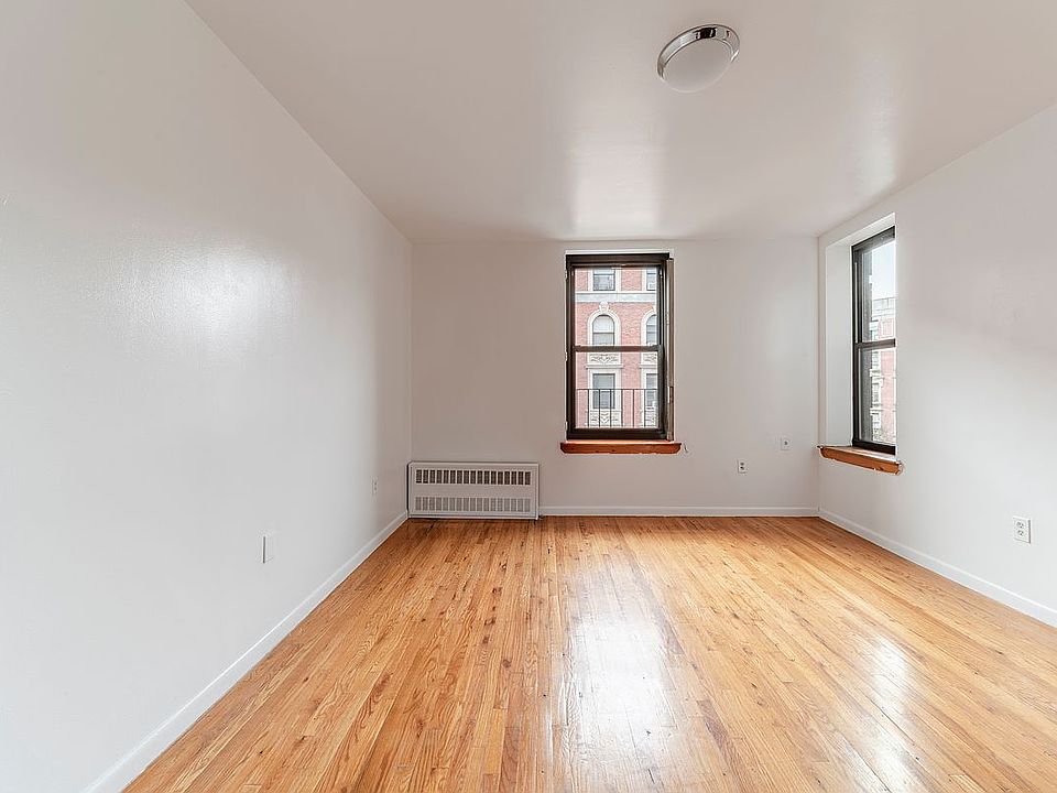 2nd image of 80 Saint Nicholas Ave APT 5D