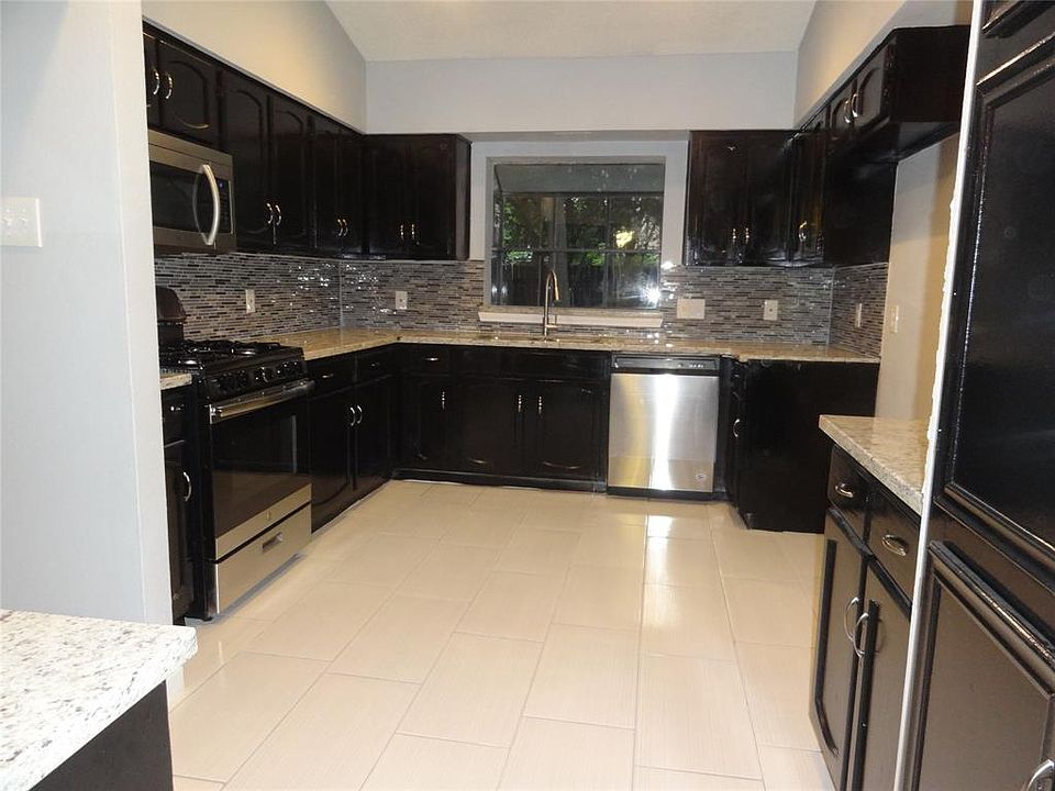 1st image of 16203 La Gloria Dr